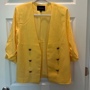 Yellow blazer